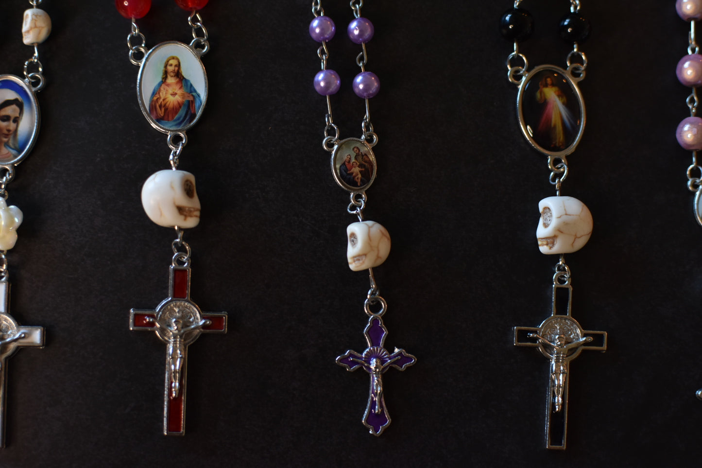 Car rosaries Memento mori