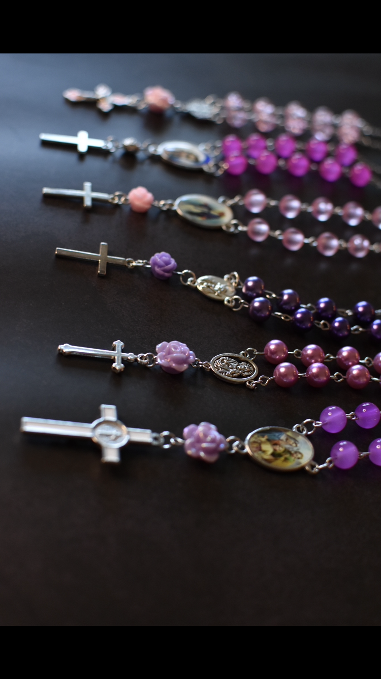 car rosaries-pink/purple