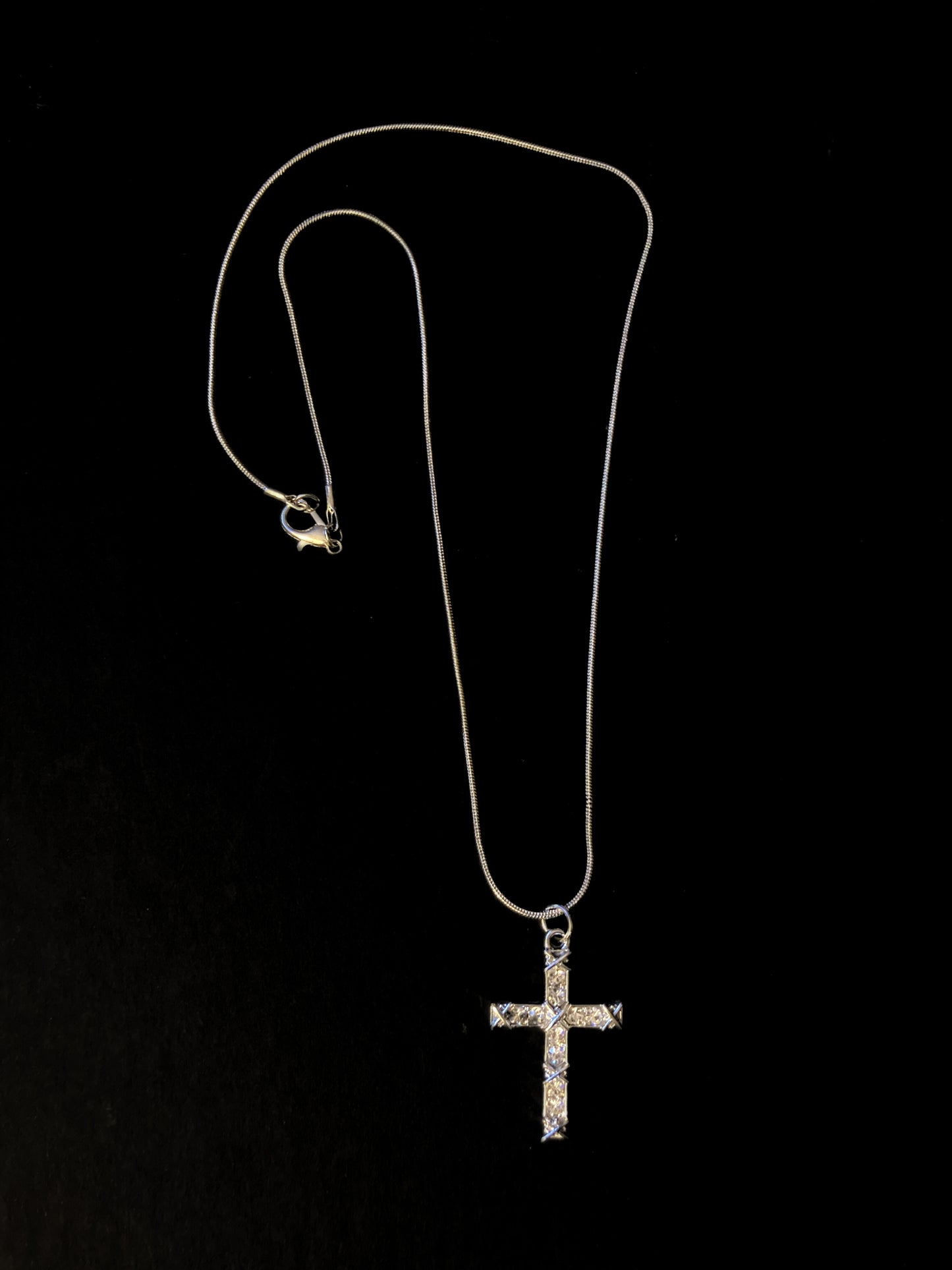 Necklace-bling cross